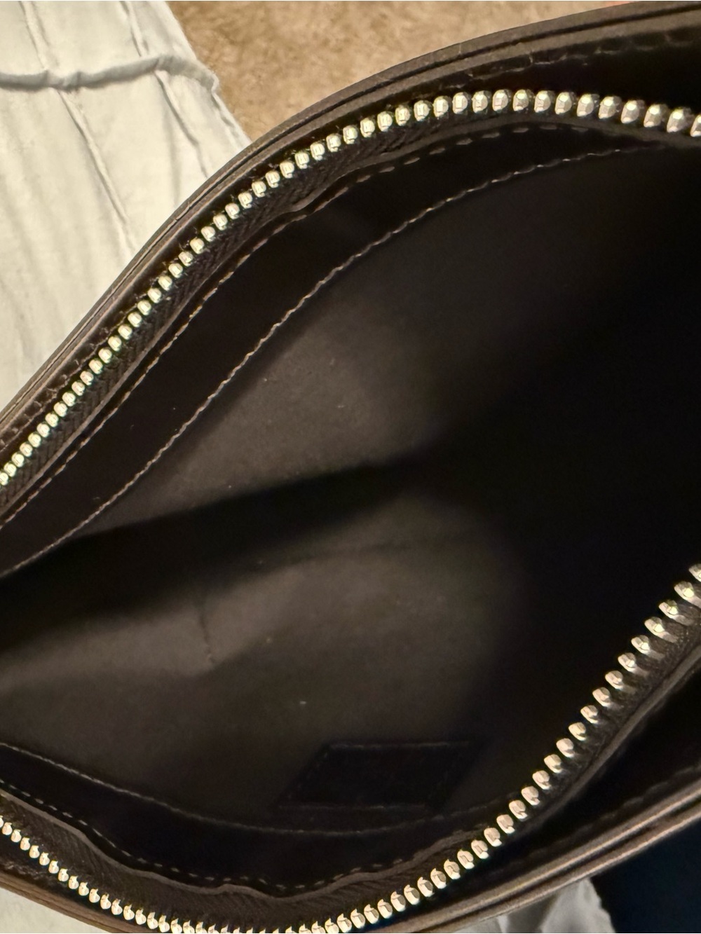 Louis Vuitton Monogram Mat Fowler Shoulder Bag in pristine condition - Picture 5 of 8